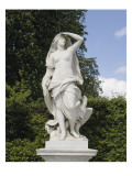 Vue du parc  pourtour du parterre d'eau :les Cabinets des "combats des animaux": La Fontaine du