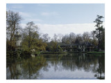 Vue extérieure du Petit Trianon : Hameau de Reine : Tour de Marlborough et Maison de Reine