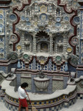 Ancient Chinese Porcelain Adorns Mexican Monuments
