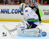 Roberto Luongo 2010-11 Action
