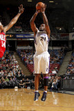 New Jersey Nets v Sacramento Kings: Carl Landry