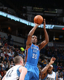 Oklahoma City Thunder v Minnesota Timberwolves: Kevin Durant  Corey Brewer and Kevin Love