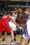 New Jersey Nets v Sacramento Kings: Carl Landry and Kris Humphries