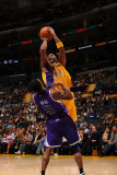 Sacramento Kings v Los Angeles Lakers: Kobe Bryant and Luther Head