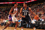 Memphis Grizzlies v Phoenix Suns: Rudy Gay and Channing Frye