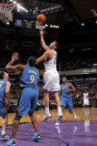 Washington Wizards v Sacramento Kings: Omri Casspi and Gilbert Arenas
