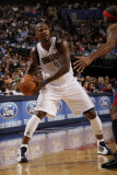 Detroit Pistons v Dallas Mavericks: DeShawn Stevenson and Richard Hamilton