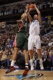 Milwaukee Bucks v Dallas Mavericks: Dirk Nowitzki and Drew Gooden