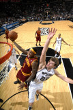 Cleveland Cavaliers  v San Antonio Spurs: Daniel Gibson and Tiago Splitter