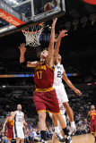 Cleveland Cavaliers  v San Antonio Spurs: Anderson Varejao and Richard Jefferson