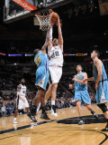 New Orleans Hornets v San Antonio Spurs: Tiago Splitter and Quincy Pondexter