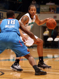 Tulsa 66ers v Sioux Falls Skyforce: Chris McCray and Elijah Millsap