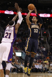 Indiana Pacers v Phoenix Suns: Danny Granger and Hakim Warrick