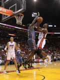 Charlotte Bobcats v Miami Heat: Chris Bosh and Nazr Mohammed