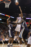 Memphis Grizzlies v Phoenix Suns: Josh Childress and Sam Young
