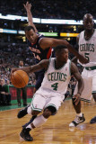 Atlanta Hawks v Boston Celtics: Nate Robinson  Jason Collins and Kevin Garnett