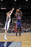 Atlanta Hawks v New Jersey Nets: Marvin Williams and Troy Murphy