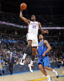 Dallas Mavericks v Oklahoma City Thunder: Kevin Durant and Tyson Chandler