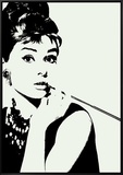 Audrey Hepburn: Cigarillo