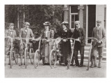 Group of Edwardian Bicyclists  Early 1900S