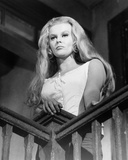 Ann-Margret - The Train Robbers