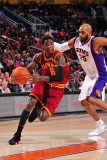Cleveland Cavaliers  v Phoenix Suns  Phoenix - January 9: Manny Harris and Vince Carter