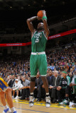 Boston Celtics v Golden State Warriors  Oakland  CA - February 22: Kevin Garnett
