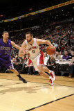 Sacramento Kings v Toronto Raptors  Toronto  Canada - January 9: Linas Kleiza and Francisco Garcia