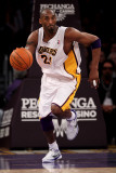 New York Knicks v Los Angeles Lakers  Los Angeles  CA - January 9: Kobe Bryant