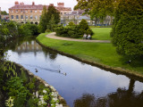 Pavillion Gardens