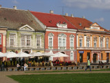 Baroque Palaces and Cafes on Piata Unirii