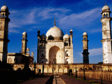 Bibi-Ka-Maqbara (1679)