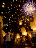 Lights  Lanterns and Mobile Phones at Loi Krathong Festival