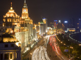 Grand Colonial Facades Line the Bund  Beside Huangpu River
