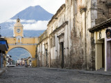 Volcan De Agua Looming Behind Santa Catalina Arch