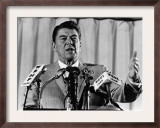 President  Ronald Reagan  1975