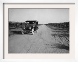 California Citrus Heritage Recording Project  Dufferin Avenue and Vehicle  Riverside County  1930