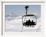 People on the Magic Mile Ski Lift at Timberline Lodge on Mount Hood  Oregon  August 16  2006