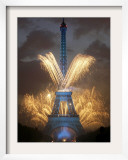 Fireworks Illuminate the Eiffel Tower