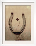 Lucky Horse Shoe on Dusty Rose Metallic IV