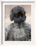 A UH-60 Black Hawk Helicopter Crew Chief