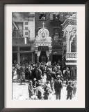 Little Italy  Street Altar to Our Lady of Help  Mott St  New York  1908
