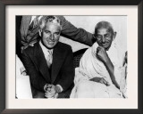 Charlie Chaplin and Mahatma Gandhi  London  England  September 22  1931