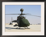 An Oh-58D Kiowa Warrior Helicopter
