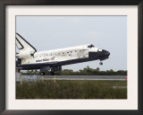 Space Shuttle Discovery Touches Down on the Runway at Kennedy Space Center