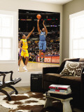 Washington Wizards v Los Angeles Lakers: Gilbert Arenas and Ron Artest