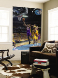 Los Angeles Lakers v New Orleans Hornets  New Orleans  LA - APRIL 22: Ron Artest and Carl Landry