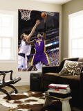 Los Angeles Lakers v Dallas Mavericks - Game Four  Dallas  TX - MAY 8: Lamar Odom and Dirk Nowitzki