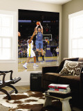 Minnesota Timberwolves v Golden State Warriors: Kevin Love and Reggie Williams
