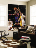 New York Knicks v Los Angeles Lakers  Los Angeles  CA - January 09: Wilson Chandler and Andrew Bynu